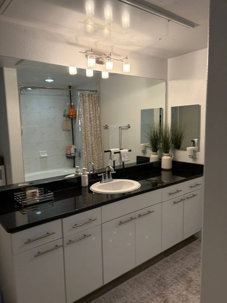 Bathroom cleaned by Ever Clean House Cleaning